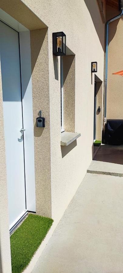 Chambre 2 Vue Lac Av Piscine Prunières エクステリア 写真